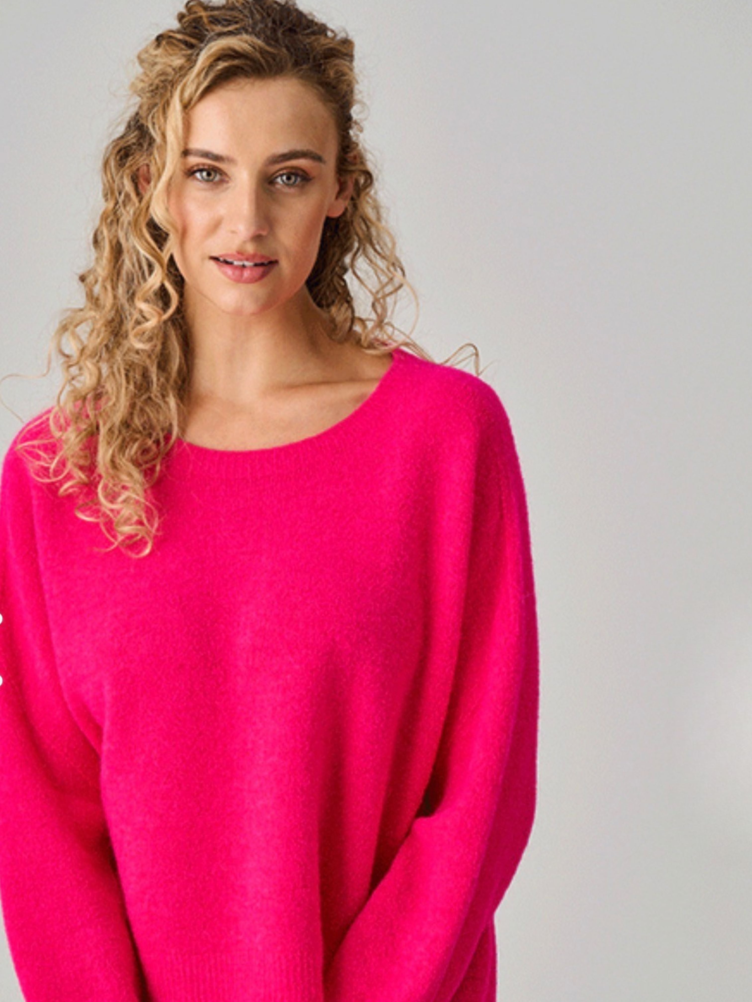 Bettina Short Alpaca Jumper Dark Fuchsia