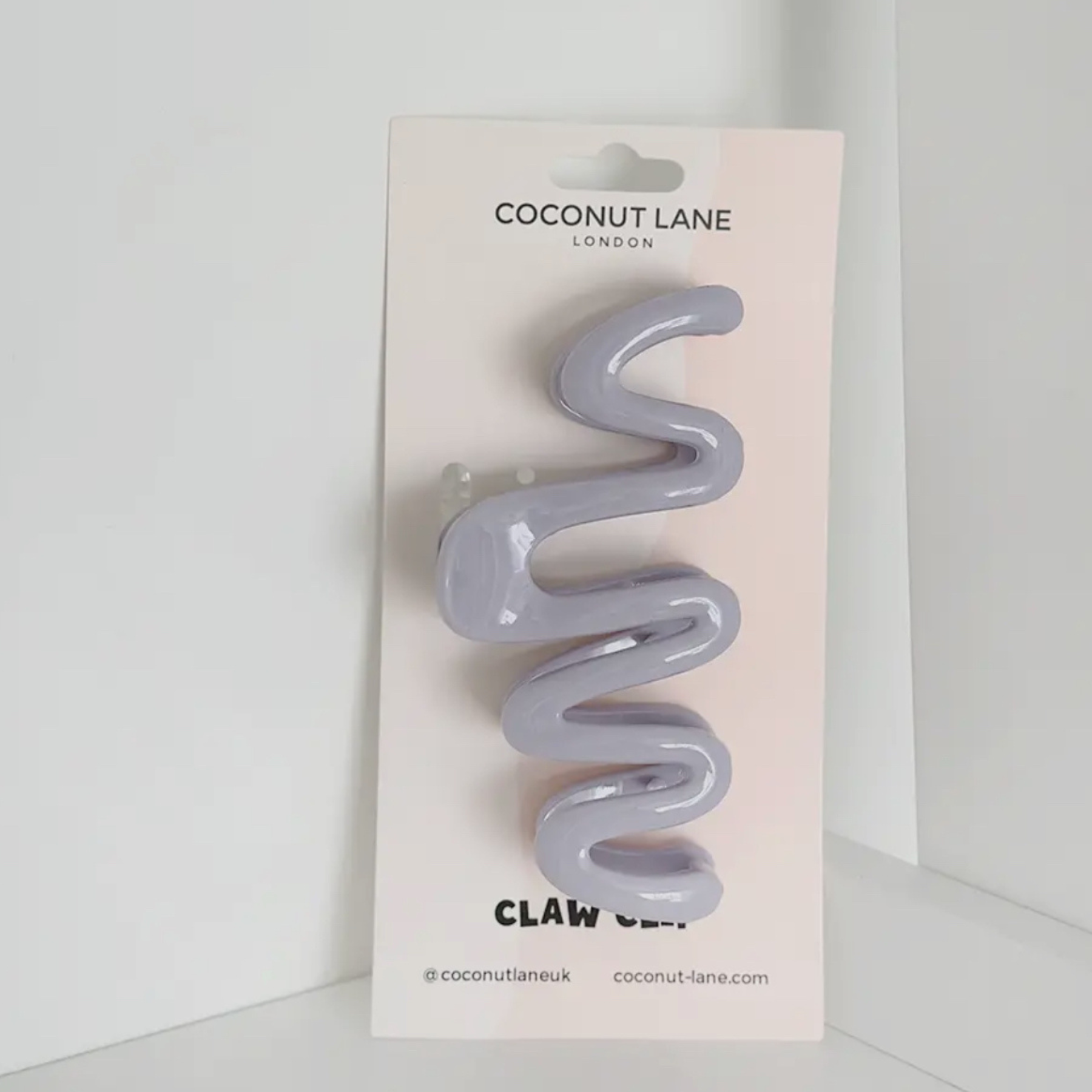 COCONUT LANE | Lilac Squiggle Claw Hair Clip