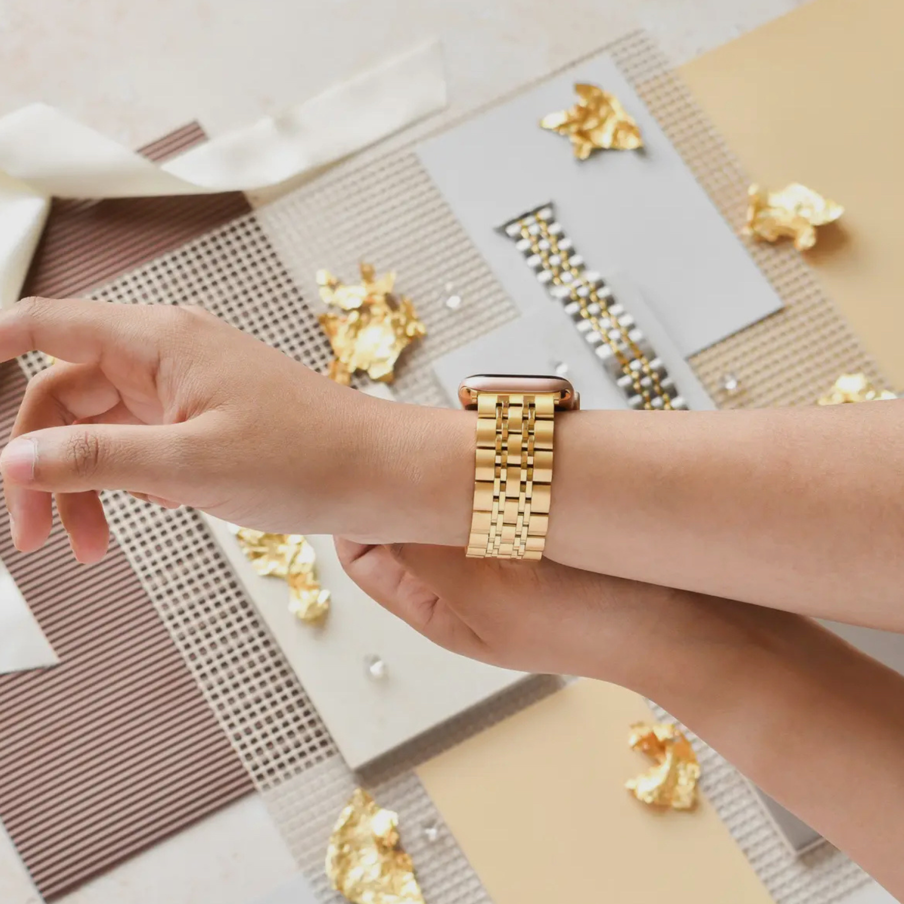 Gold Stainless Steel Apple Watch Strap