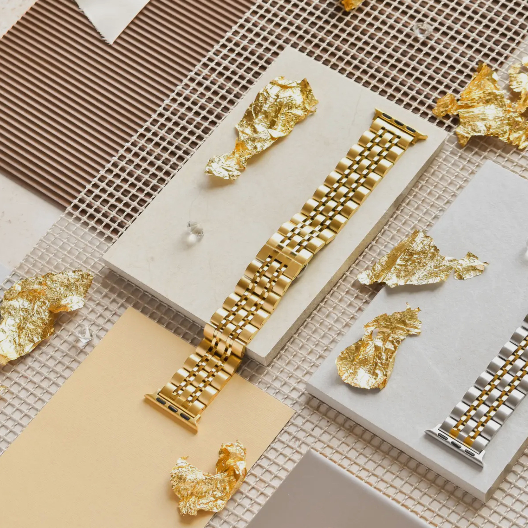 COCONUT LANE | Gold Stainless Steel Apple Watch Strap