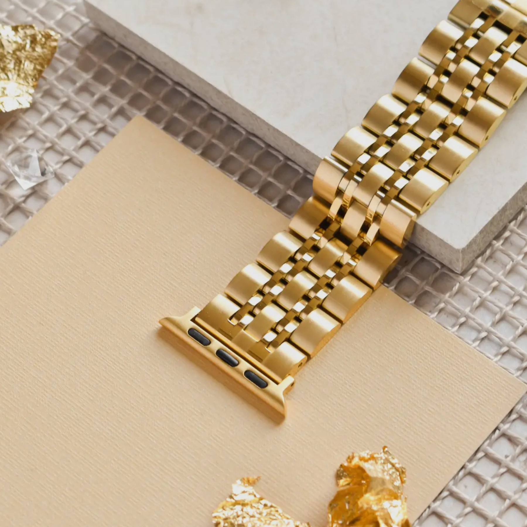 COCONUT LANE | Gold Stainless Steel Apple Watch Strap