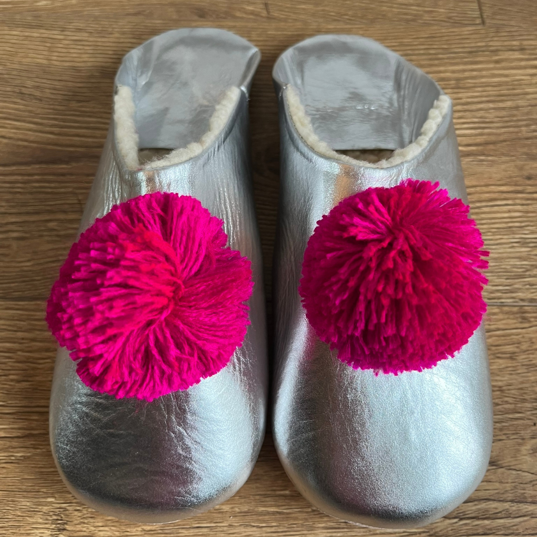 Pink pom pom slippers on sale