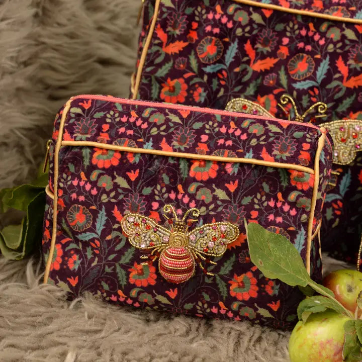 SIXTON | Bee Make Up Bag - Medium