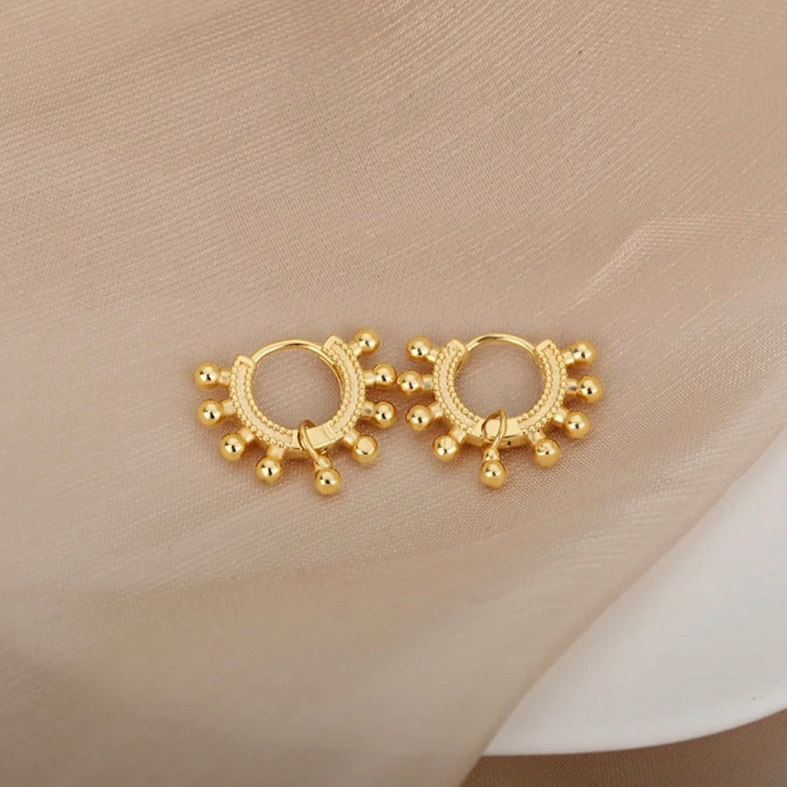 TORIA LEE | Gold Huggie Beaded Hoops