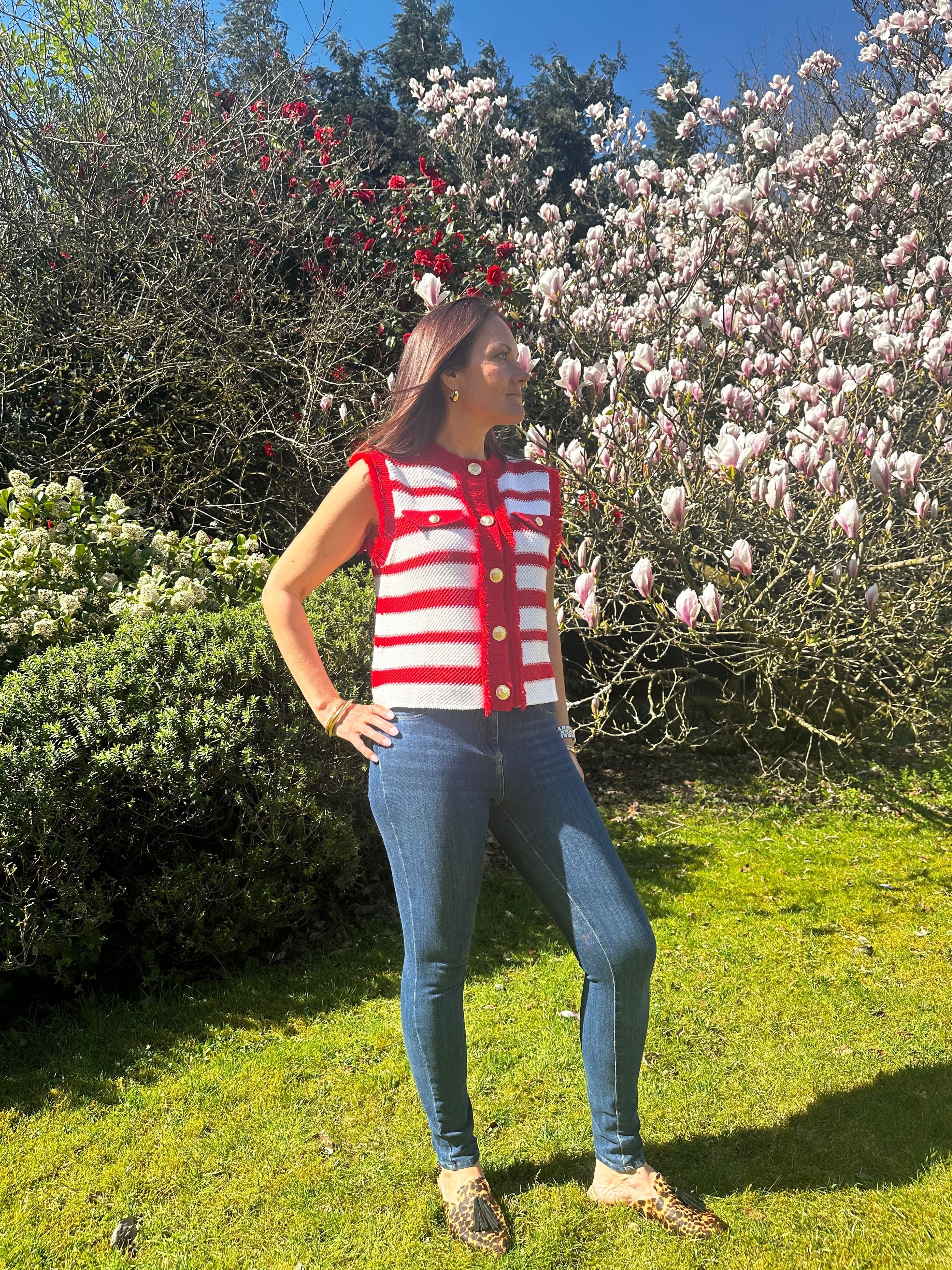 AN'GE | Levayaniri Red White Stripe Sleeveless Cardigan