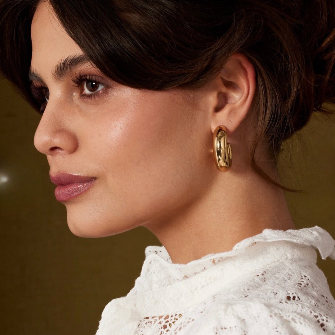 Lightweight Casey Gold Chunky Hoop Earrings