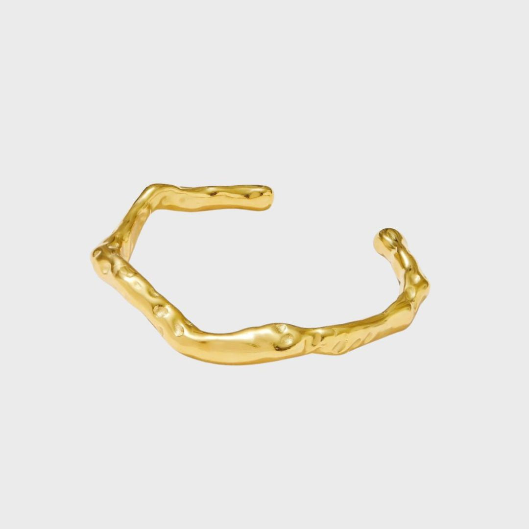 Nazare Wave Gold Bangle