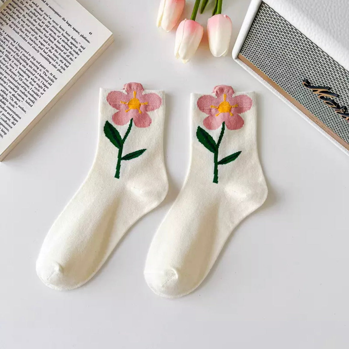 White Fleur Socks Toria Lee
